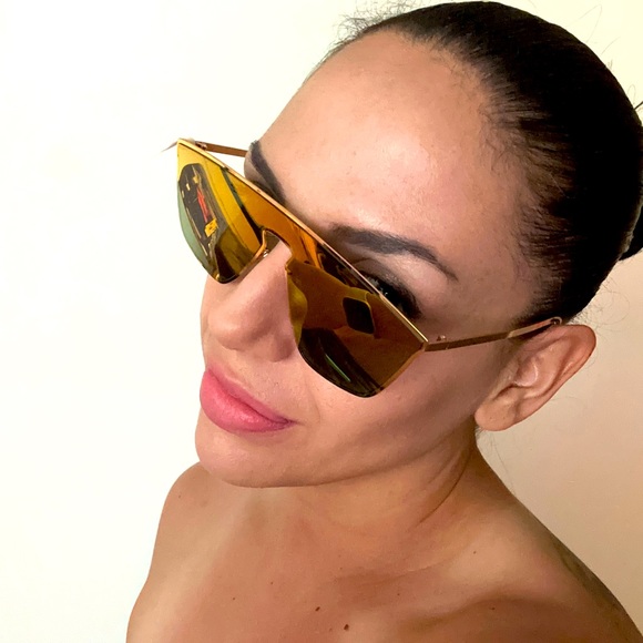 Flat Metal Mirrored Sunglasses - Picture 2 of 6